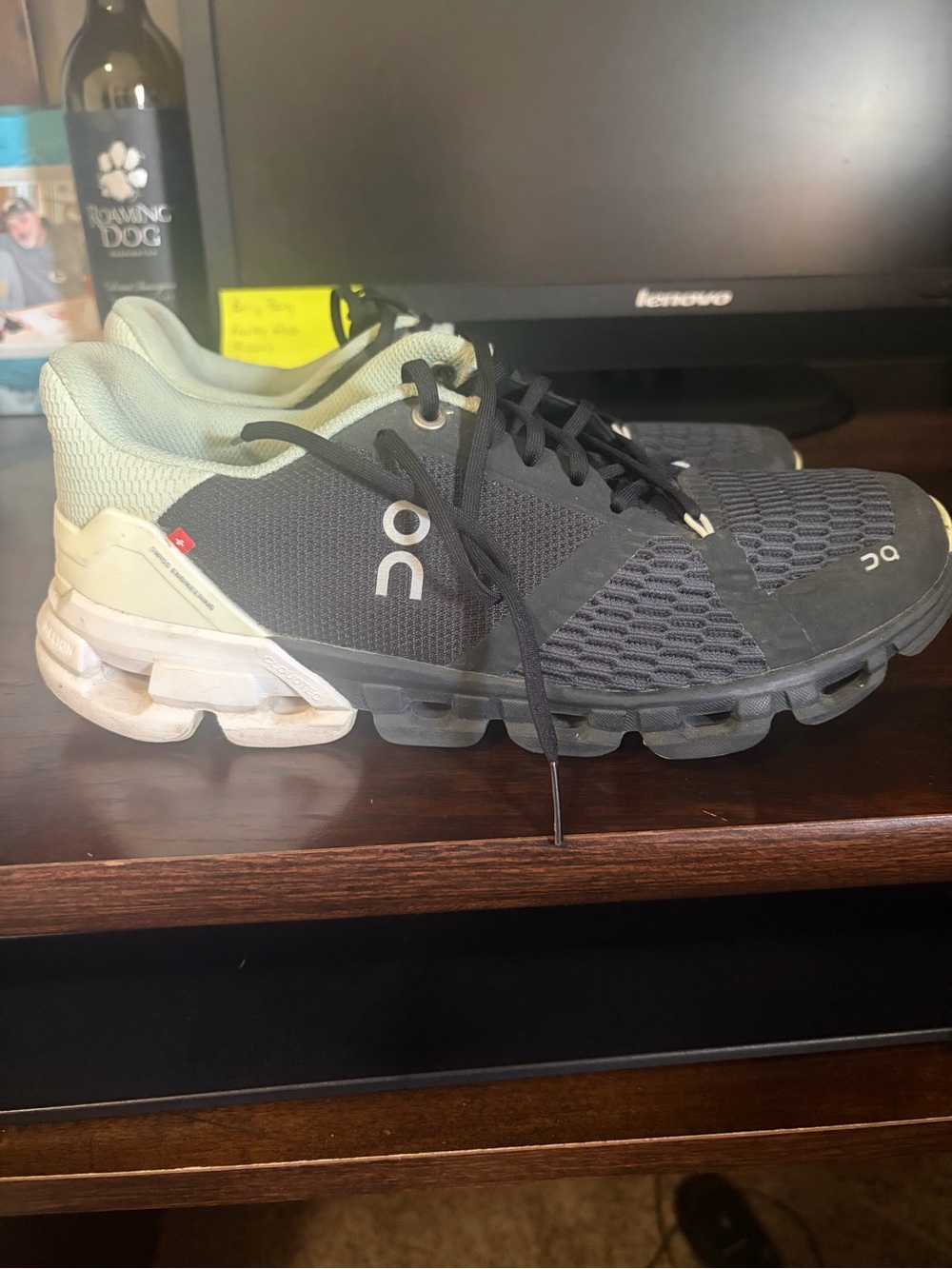 On cloud women’s shoes